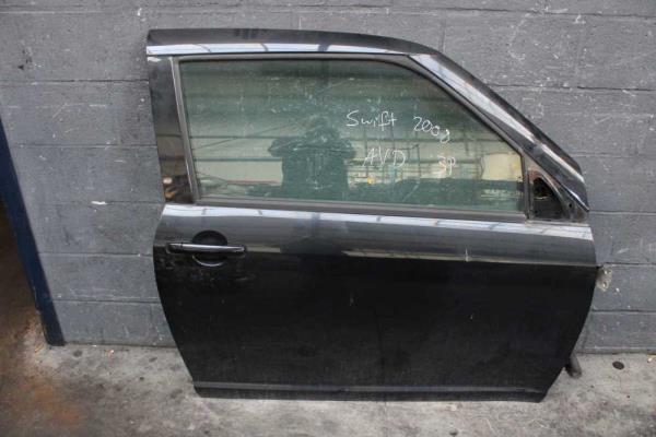 PORTE DROITE SUZUKI SWIFT 4/2005-2010 3PORTES - Vue 1